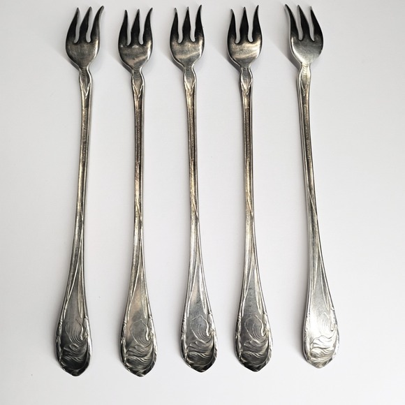 FLOWER FLEUR DE LUCE COMMUNITY ONEIDA‎ SET OF 5 SEAFOOD COCKTAIL FORKS - Picture 5 of 8